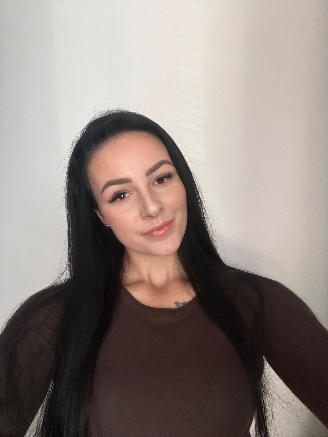 Lucie F.