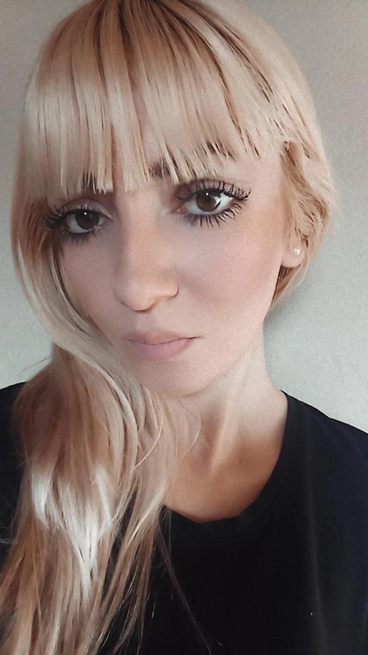 Lenka K.
